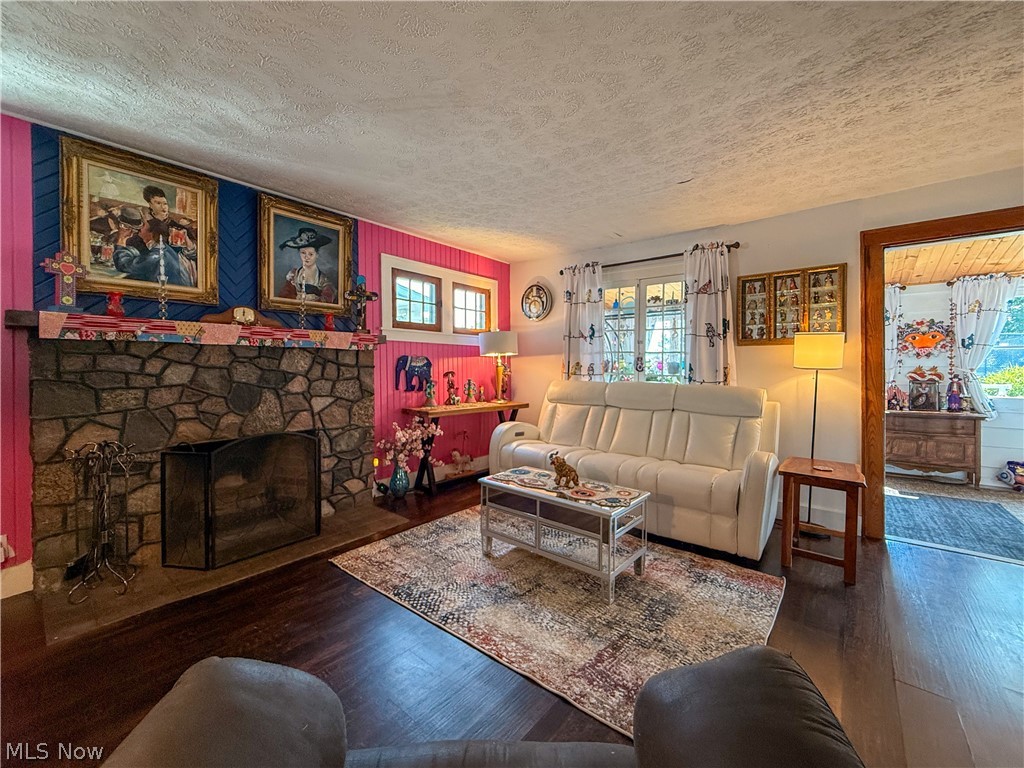 27 Bungalow Bay Boulevard Chippewa Lake OH 44215