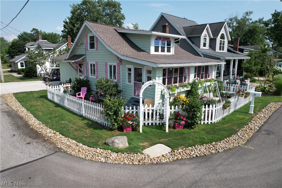 27 Bungalow Bay Boulevard Chippewa Lake OH 44215