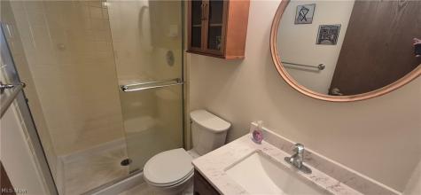 6224 Winding Creek Lane North Olmsted OH 44070