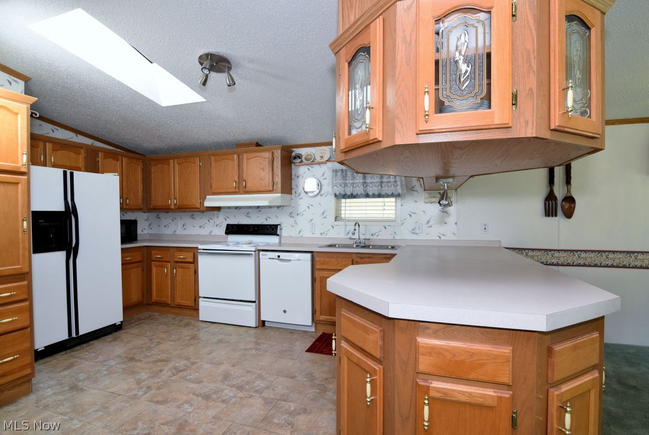 222 Troy Oaks Drive Hiram OH 44234