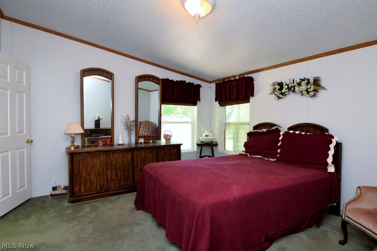 222 Troy Oaks Drive Hiram OH 44234