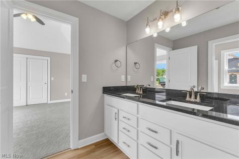 7706 Springfield Drive Valley City OH 44280