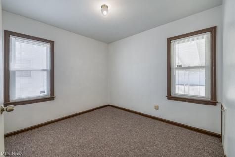 13413 Crossburn Avenue Cleveland OH 44135