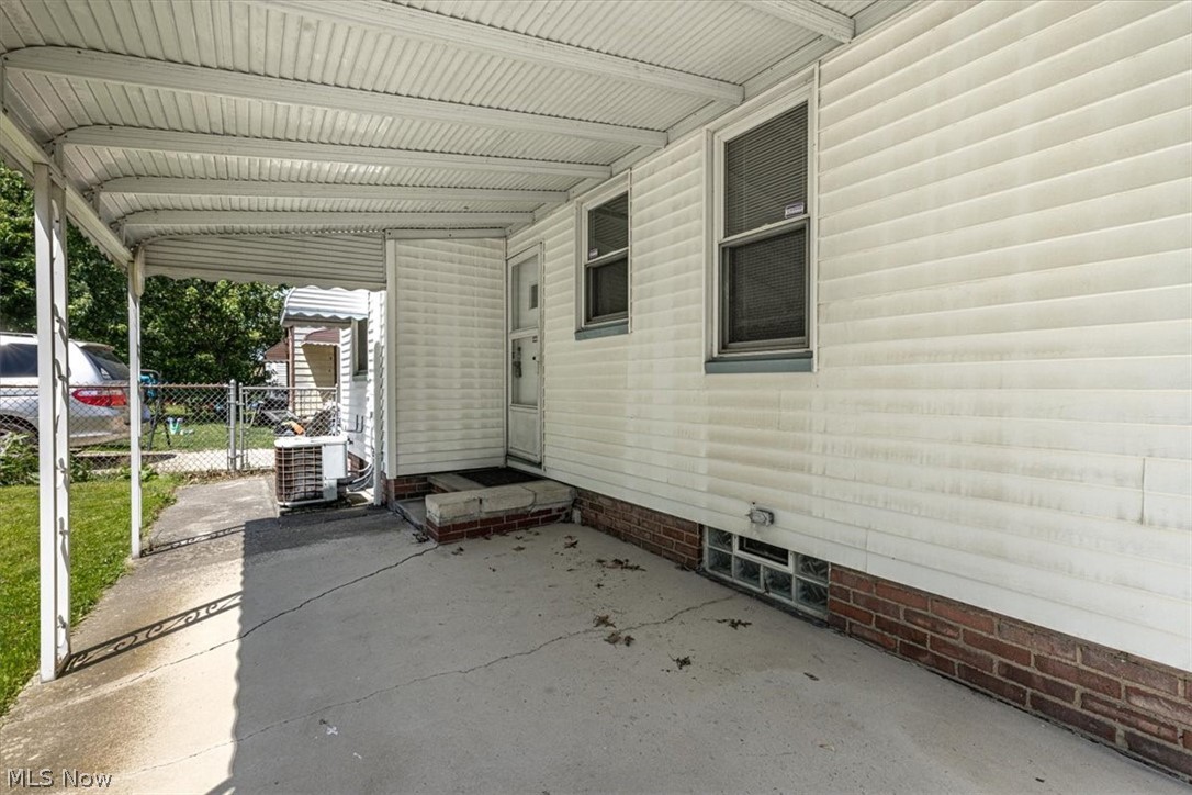 13413 Crossburn Avenue Cleveland OH 44135