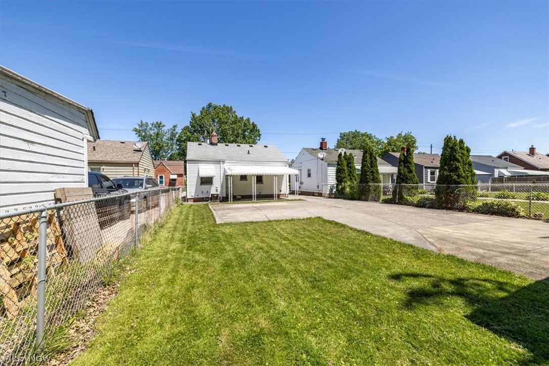13413 Crossburn Avenue Cleveland OH 44135