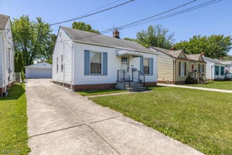 13413 Crossburn Avenue Cleveland OH 44135