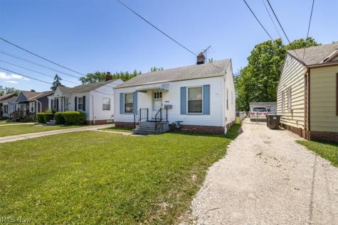 13413 Crossburn Avenue Cleveland OH 44135