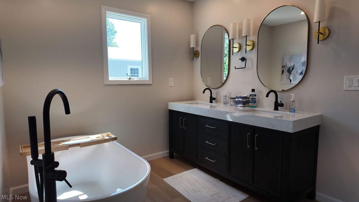 1086 E Hickory Grove Road Port Clinton OH 43452