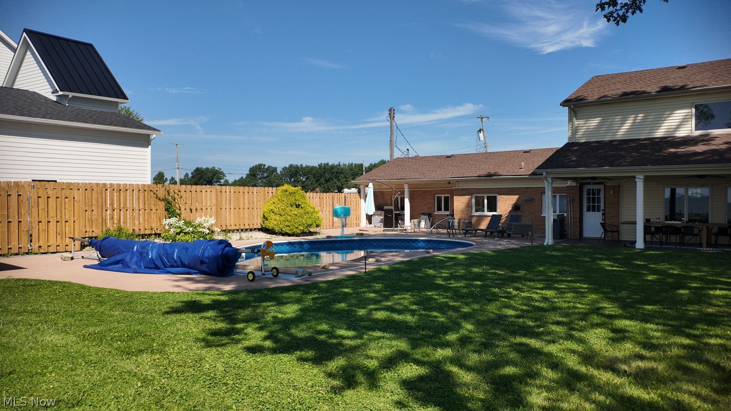 1086 E Hickory Grove Road Port Clinton OH 43452