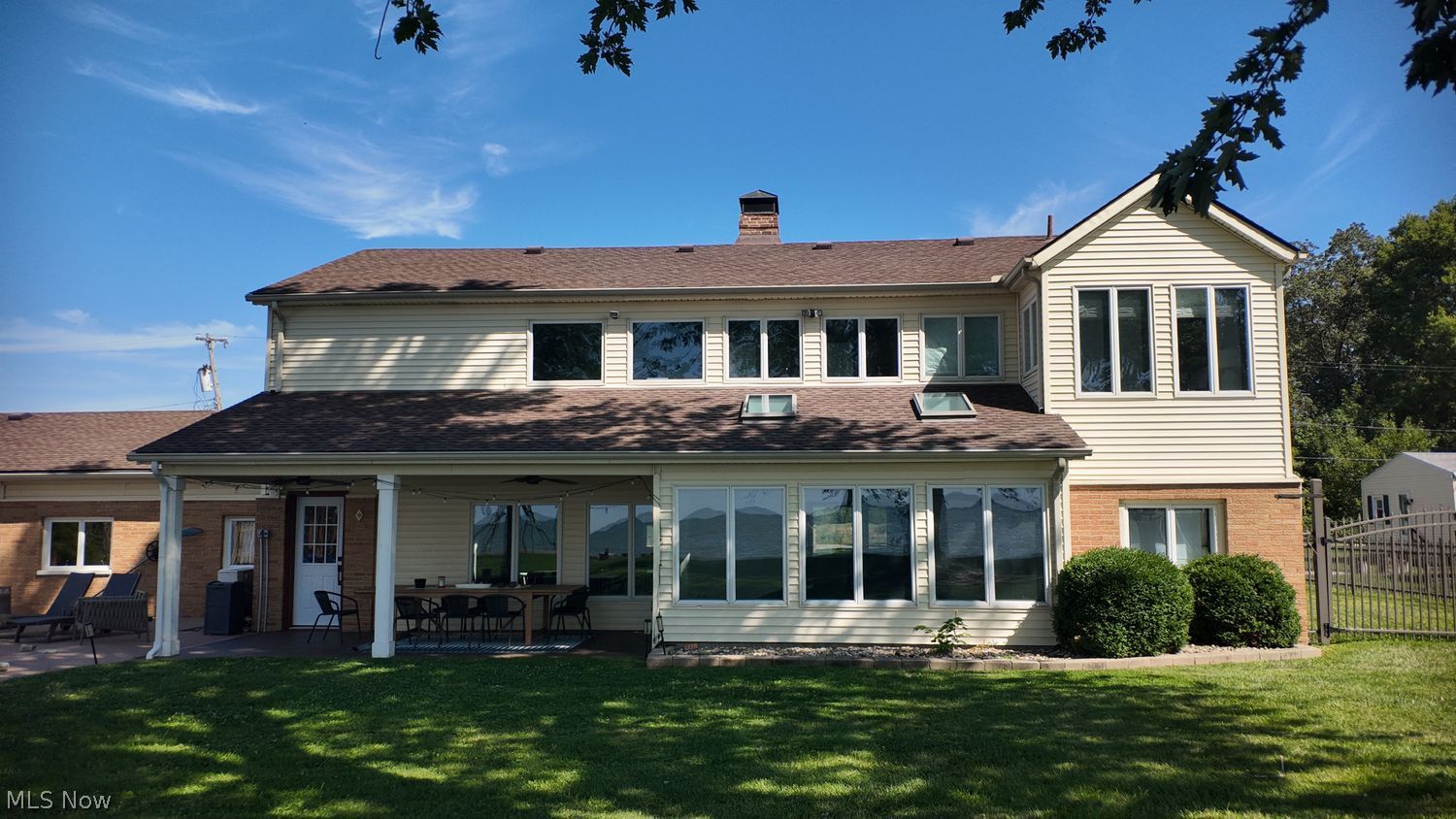 1086 E Hickory Grove Road Port Clinton OH 43452