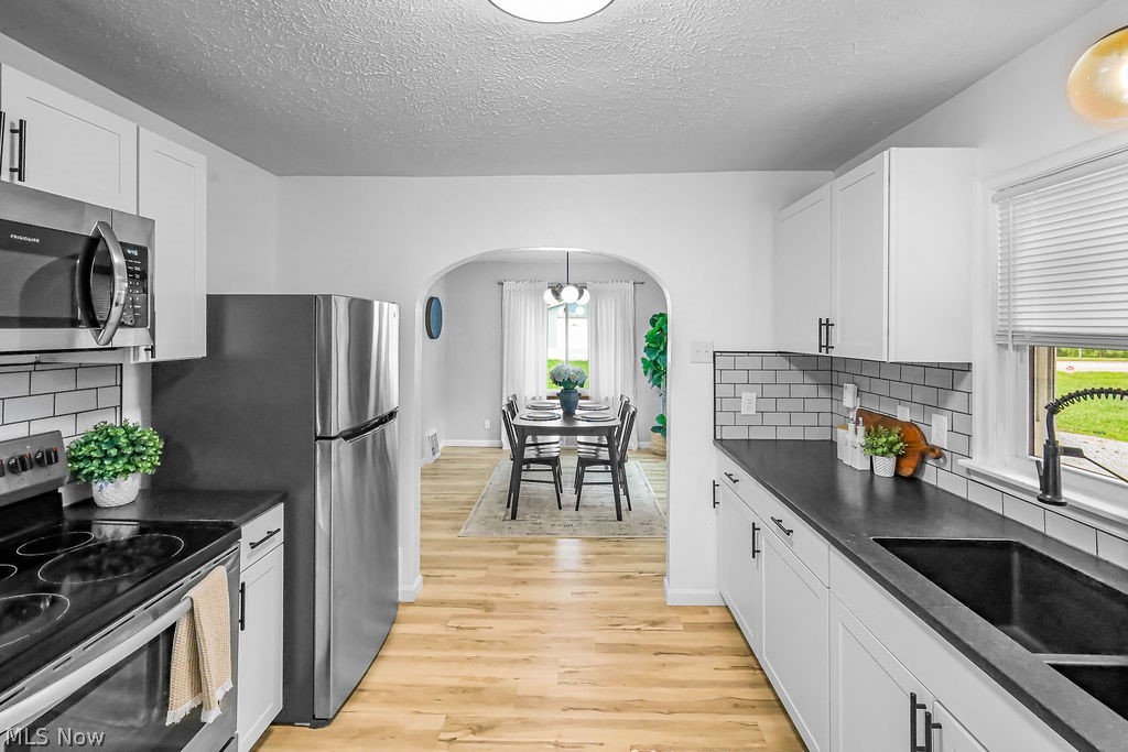 86 Southeast Avenue Tallmadge OH 44278