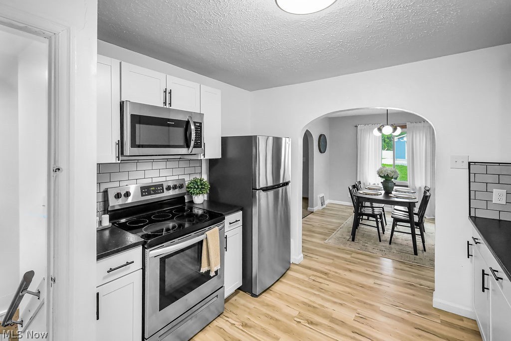 86 Southeast Avenue Tallmadge OH 44278