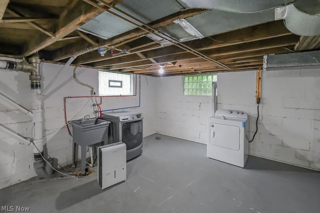 86 Southeast Avenue Tallmadge OH 44278