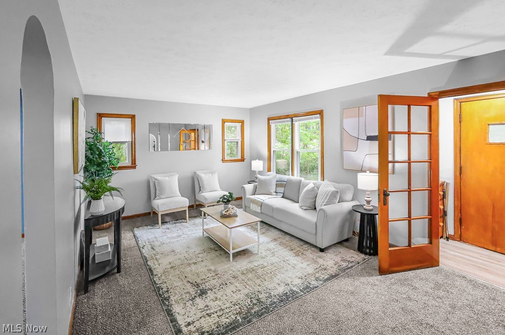 86 Southeast Avenue Tallmadge OH 44278