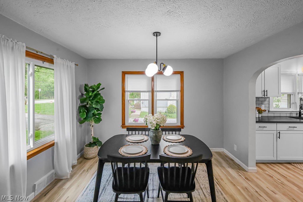 86 Southeast Avenue Tallmadge OH 44278