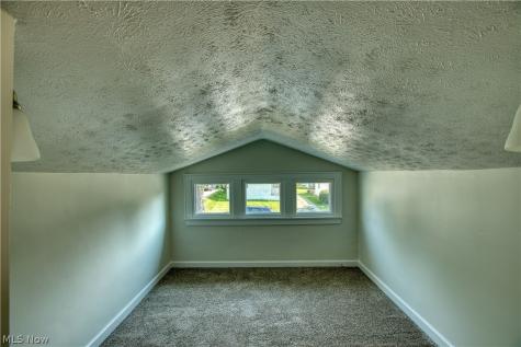 293 E Cassell Avenue Barberton OH 44203