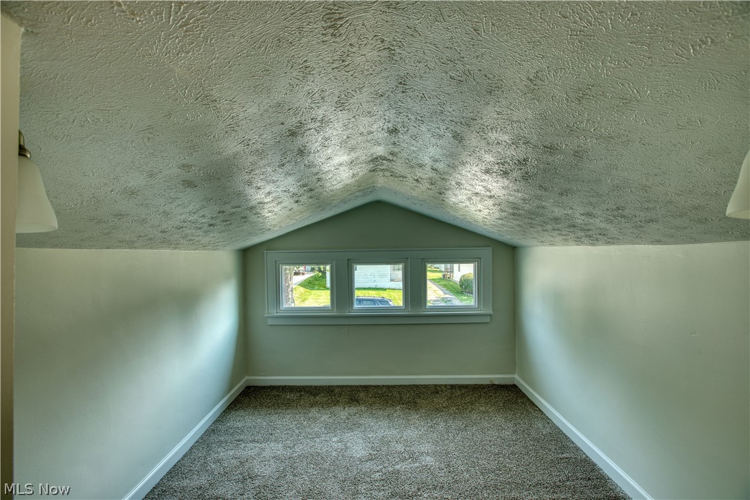 293 E Cassell Avenue Barberton OH 44203