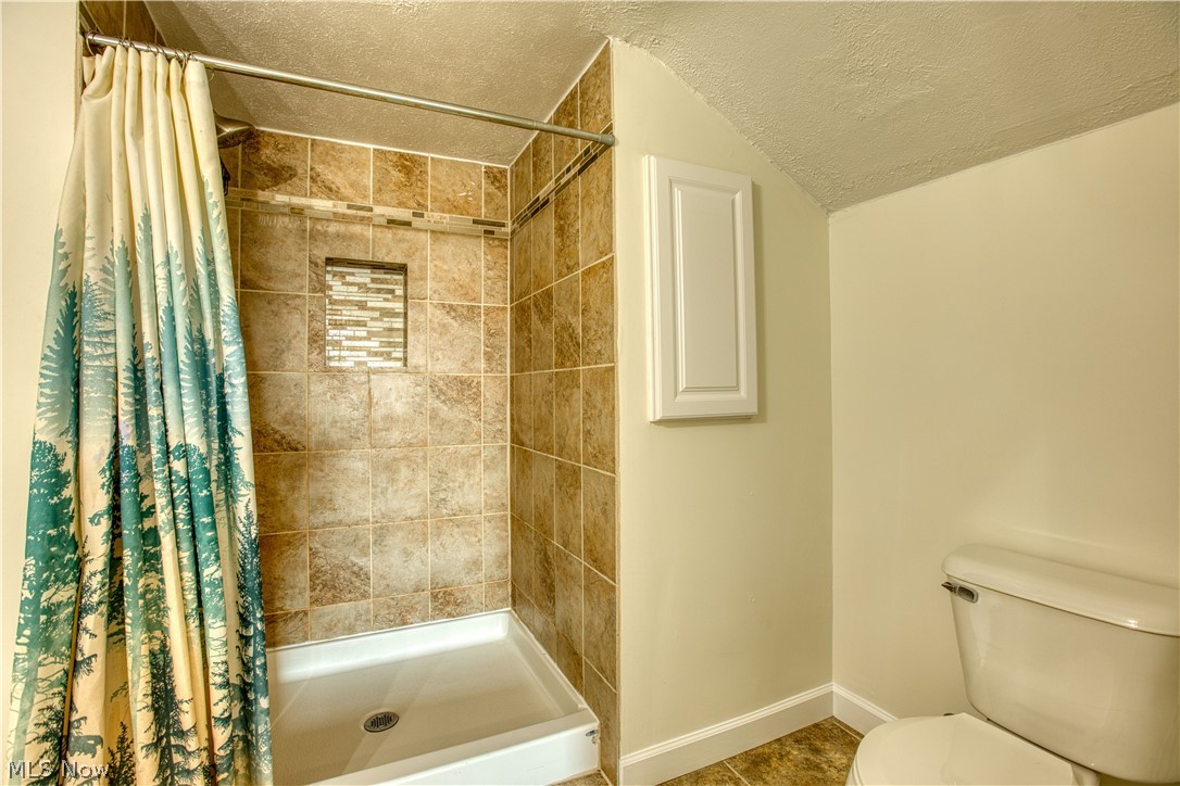 293 E Cassell Avenue Barberton OH 44203