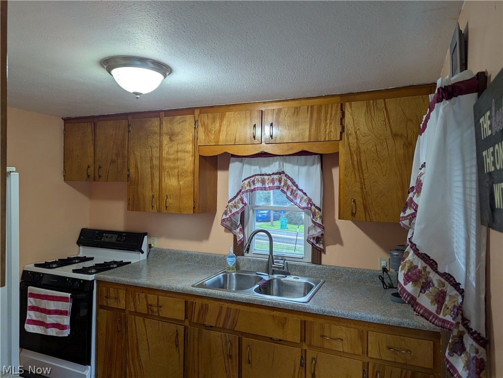 2809 Brady Lake Road Ravenna OH 44266