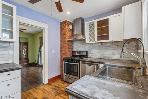 1531 Winchester Avenue Lakewood OH 44107