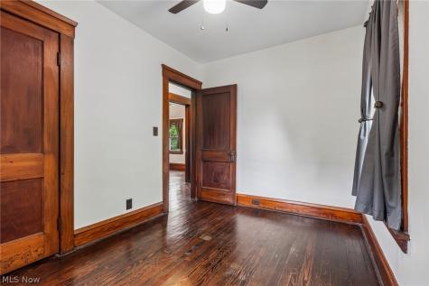 1531 Winchester Avenue Lakewood OH 44107