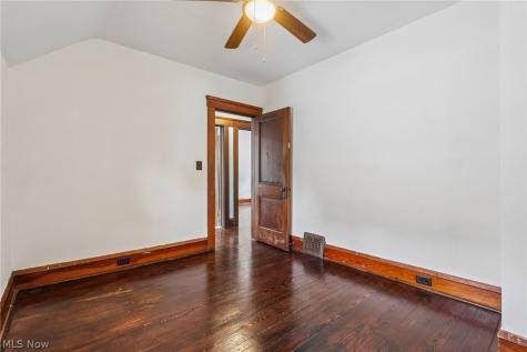 1531 Winchester Avenue Lakewood OH 44107