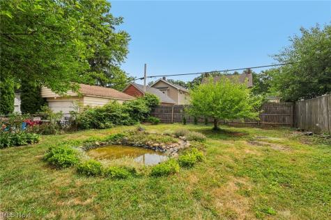 1531 Winchester Avenue Lakewood OH 44107