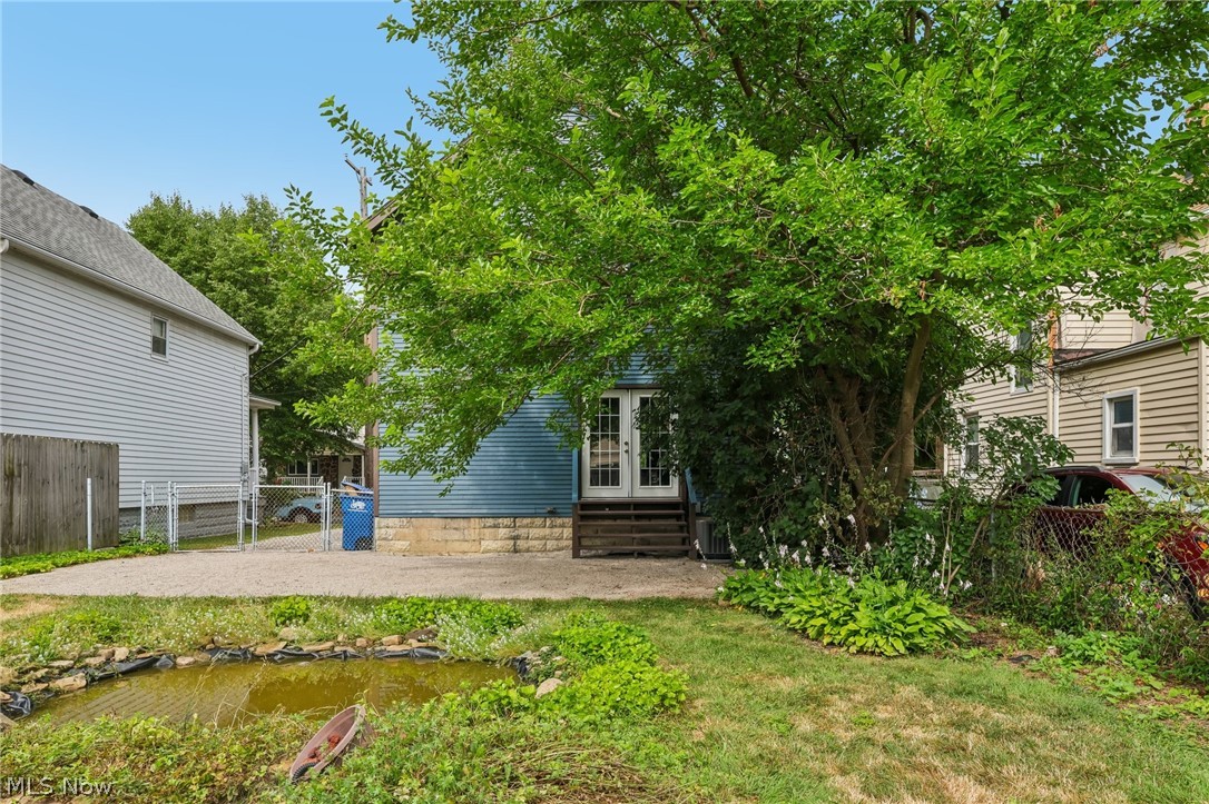 1531 Winchester Avenue Lakewood OH 44107