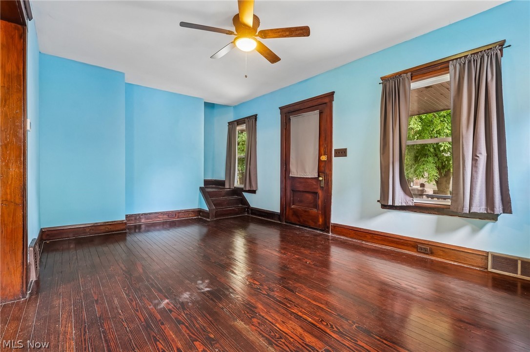 1531 Winchester Avenue Lakewood OH 44107