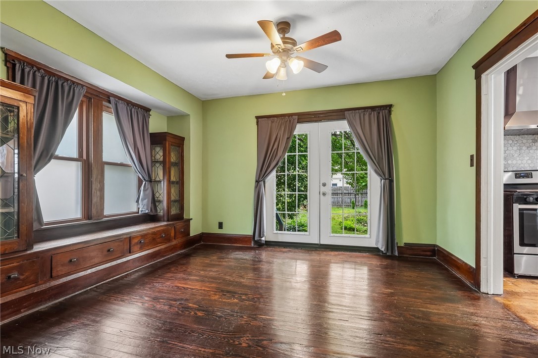 1531 Winchester Avenue Lakewood OH 44107
