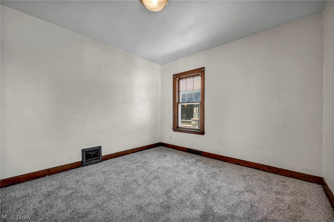 167 N Hazelwood Avenue Youngstown OH 44509