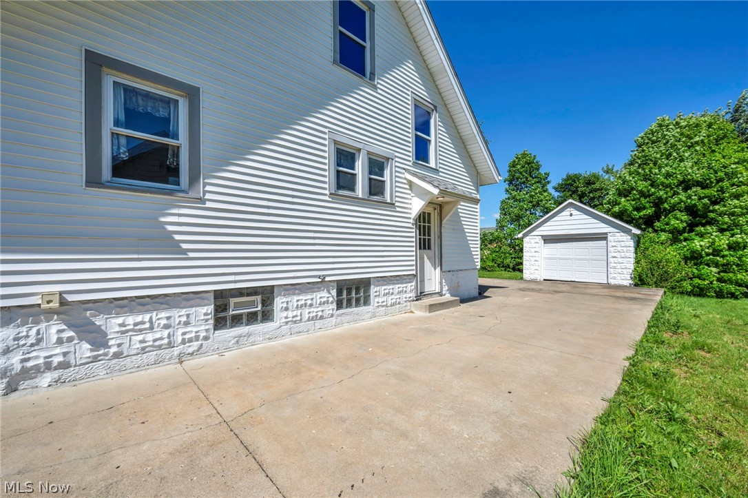 167 N Hazelwood Avenue Youngstown OH 44509