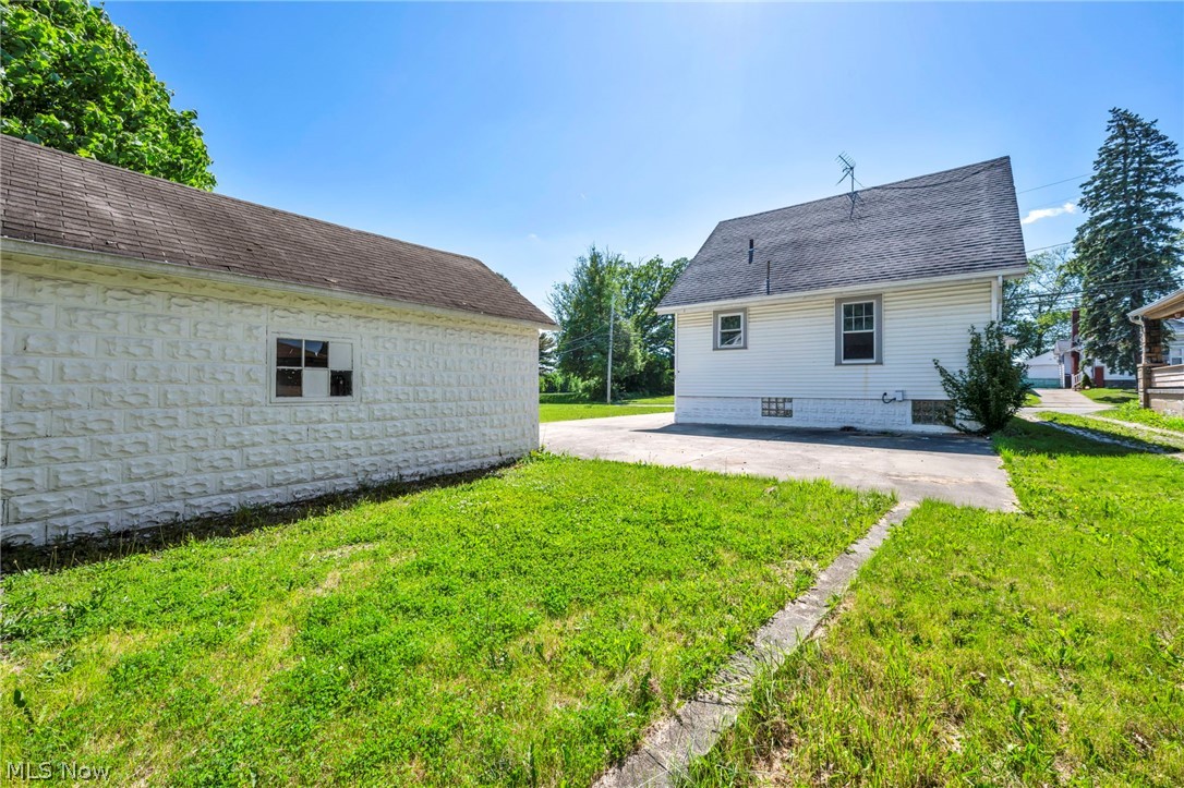 167 N Hazelwood Avenue Youngstown OH 44509
