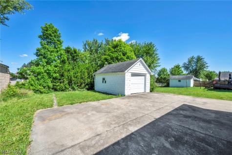 167 N Hazelwood Avenue Youngstown OH 44509