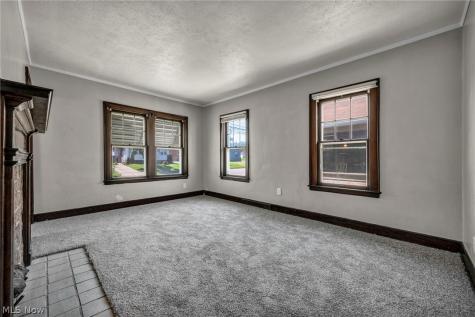167 N Hazelwood Avenue Youngstown OH 44509