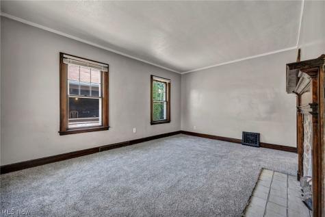 167 N Hazelwood Avenue Youngstown OH 44509