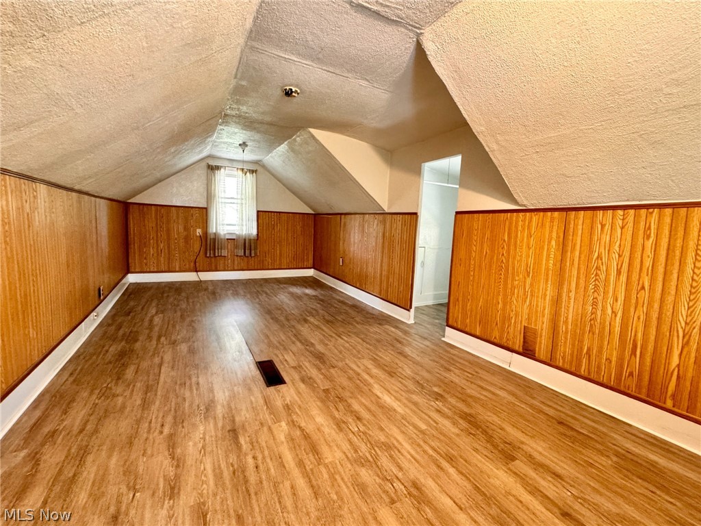 1975 Mcgowan Road Norton OH 44203