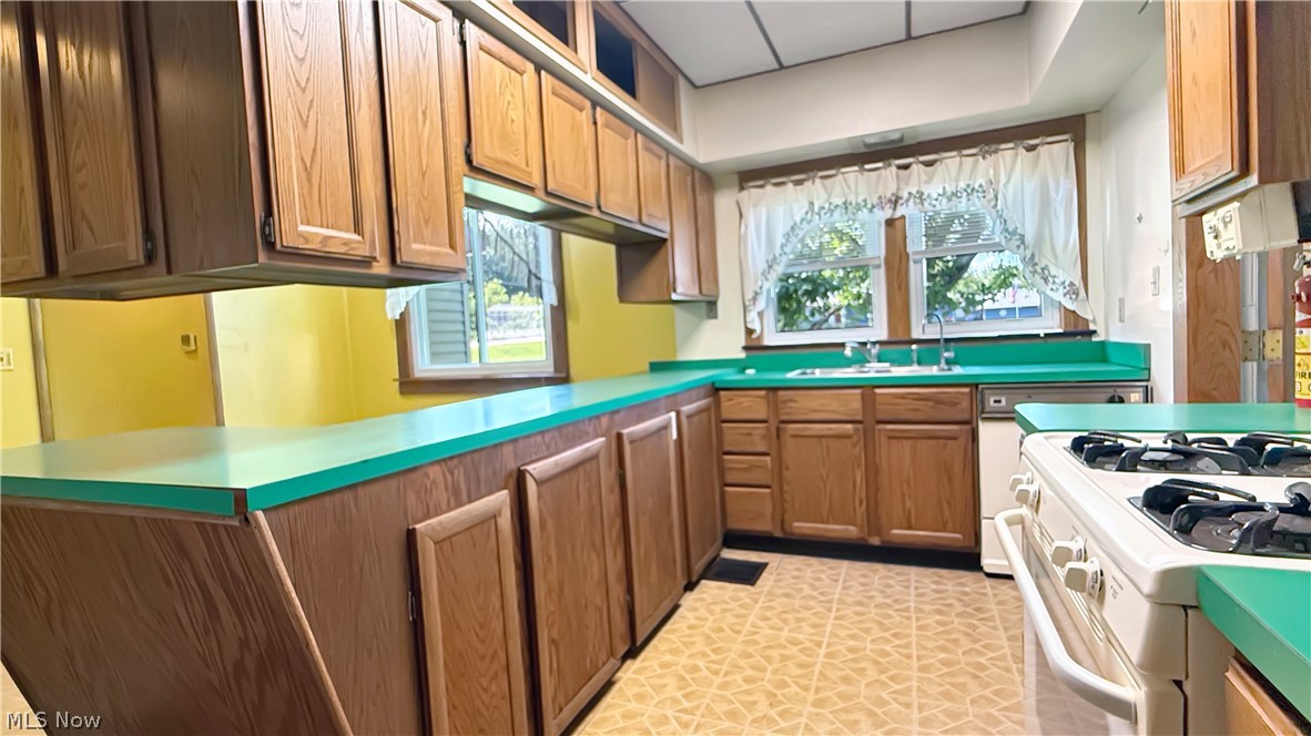3263 State Route 59 Ravenna OH 44266