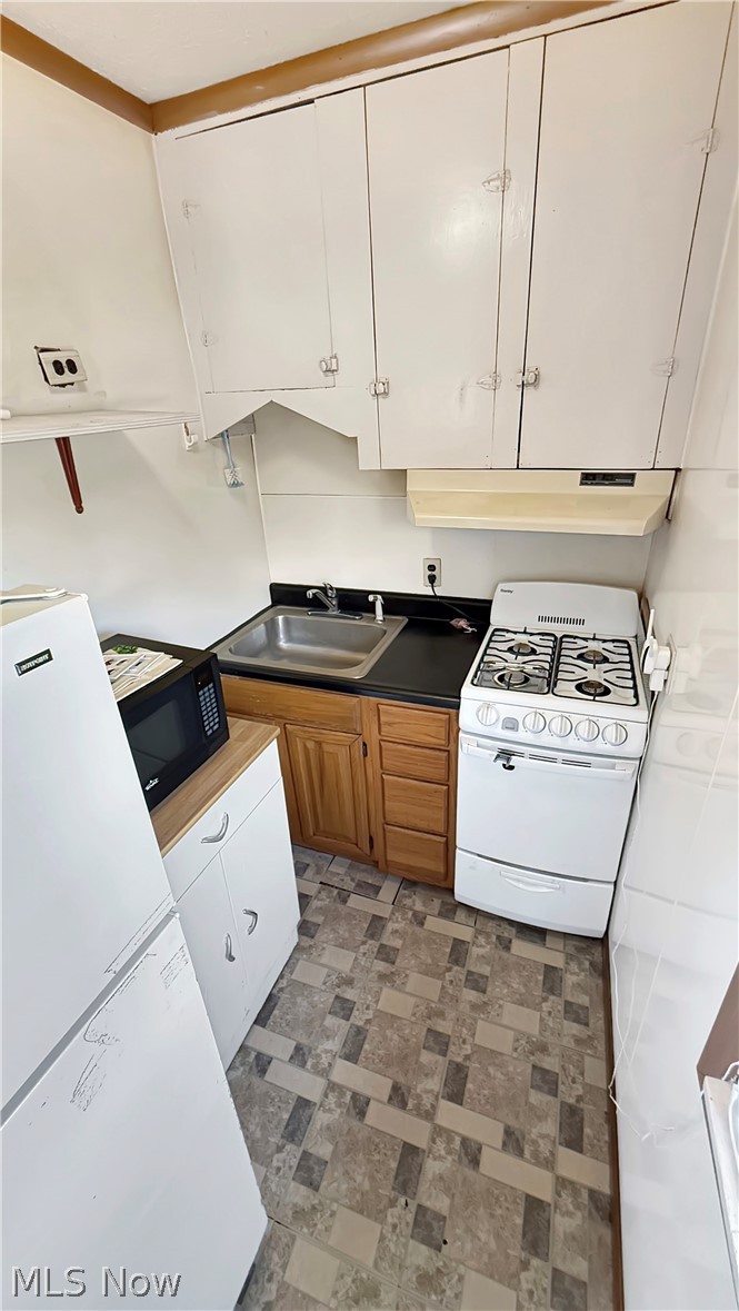 3263 State Route 59 Ravenna OH 44266