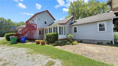 3263 State Route 59 Ravenna OH 44266