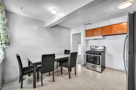 16013 Corkhill Road Maple Heights OH 44137