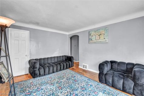 16013 Corkhill Road Maple Heights OH 44137