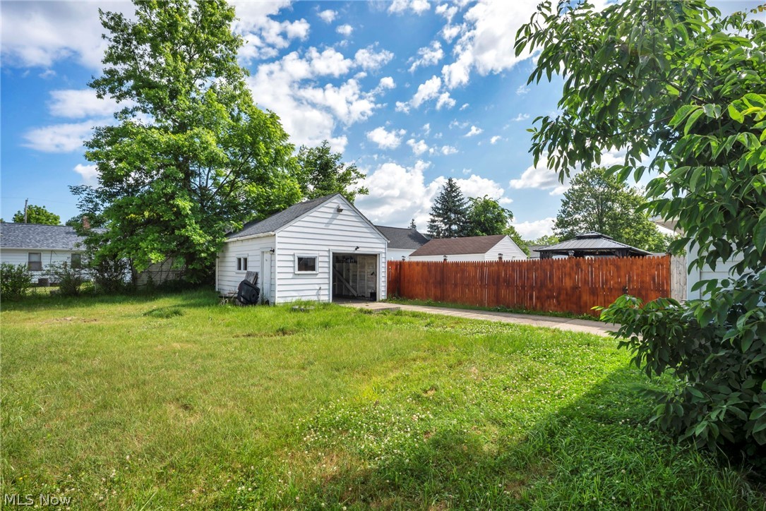 16013 Corkhill Road Maple Heights OH 44137