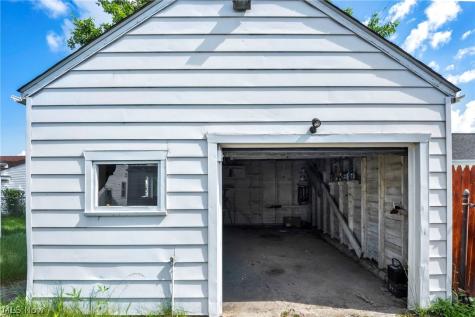 16013 Corkhill Road Maple Heights OH 44137