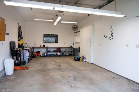 8345 Schubert Avenue N Alliance OH 44601
