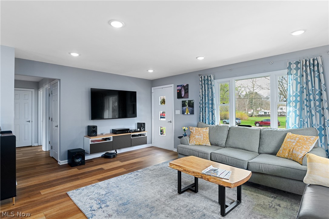 8345 Schubert Avenue N Alliance OH 44601