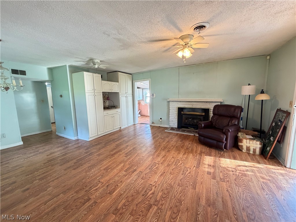 2033 Highland Avenue Ashtabula OH 44004