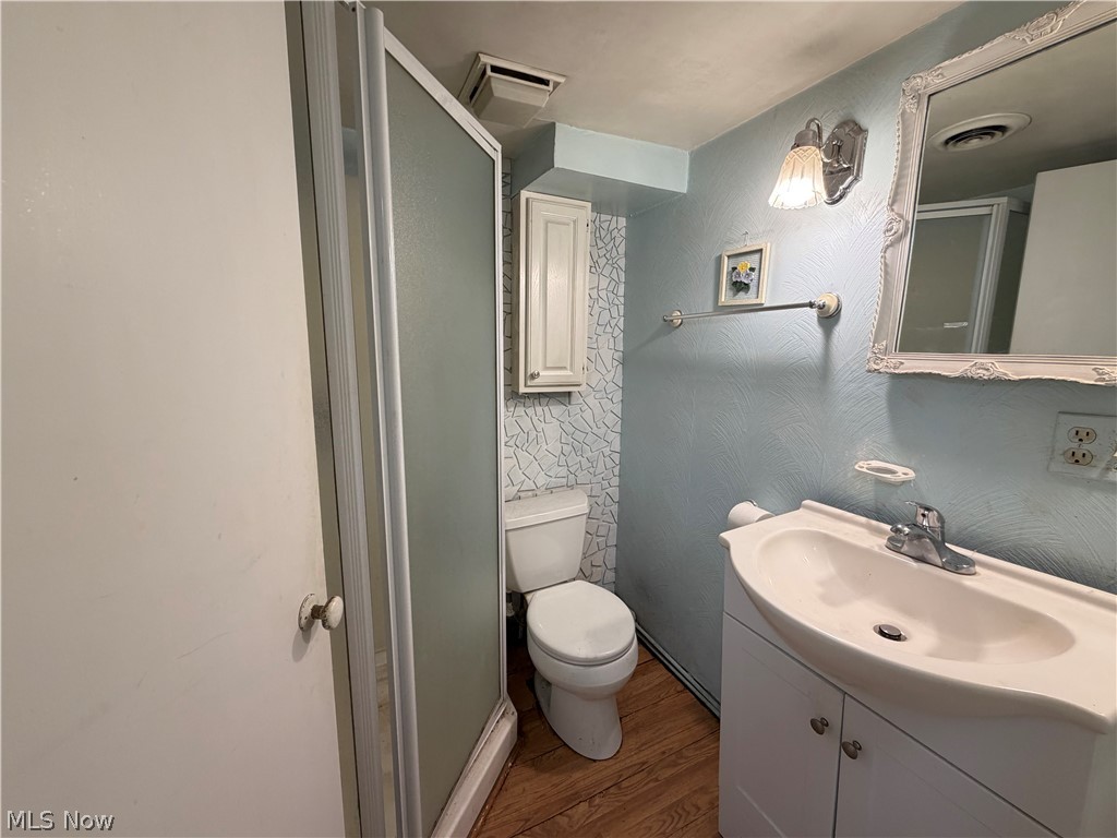 2033 Highland Avenue Ashtabula OH 44004