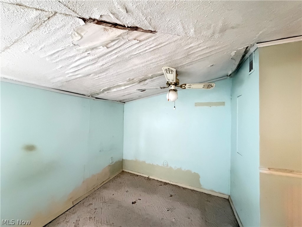 2033 Highland Avenue Ashtabula OH 44004