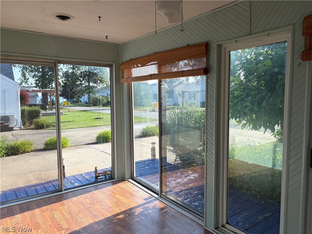 2033 Highland Avenue Ashtabula OH 44004